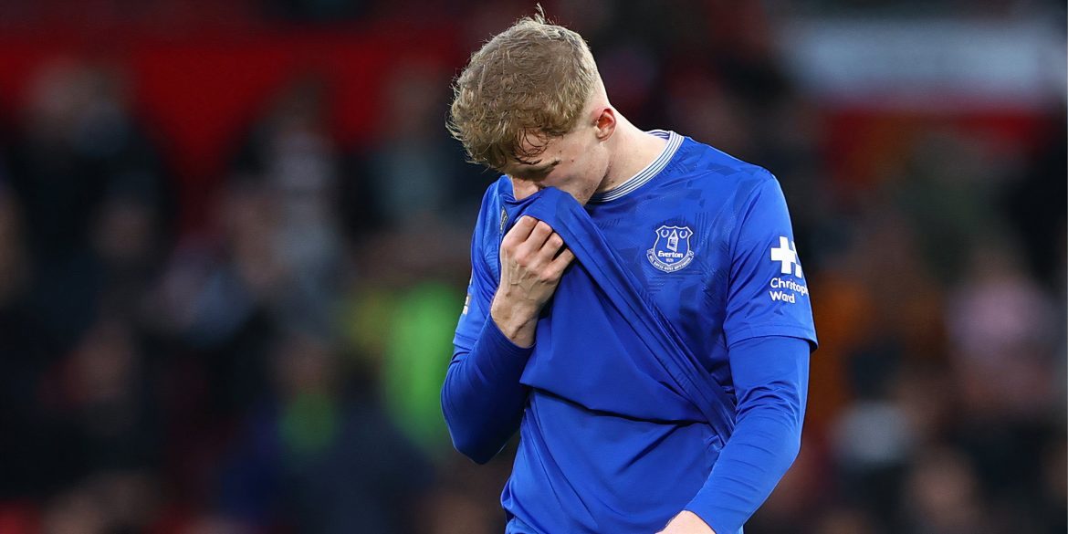Not Keane: Moyes can fix Branthwaite blow by unleashing Everton "revelation"